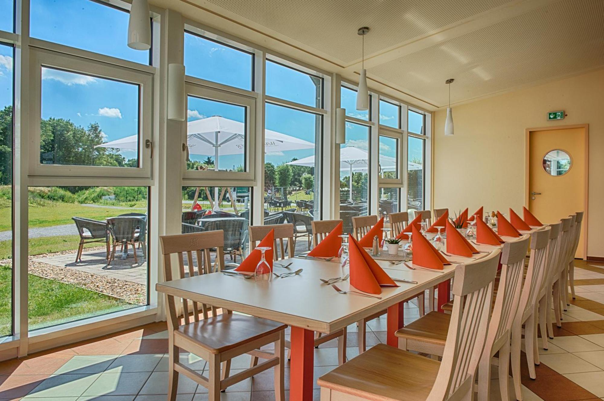 Jufa Hotel Im Brueckenkopfpark - Juelich מראה חיצוני תמונה