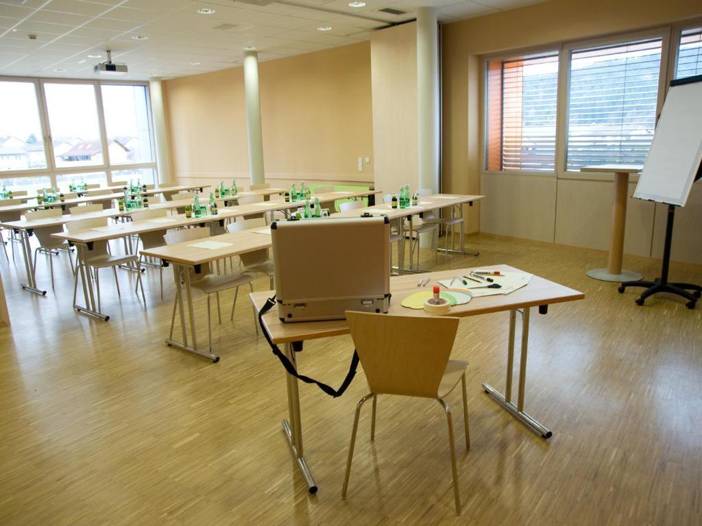 Jufa Hotel Im Brueckenkopfpark - Juelich מראה חיצוני תמונה